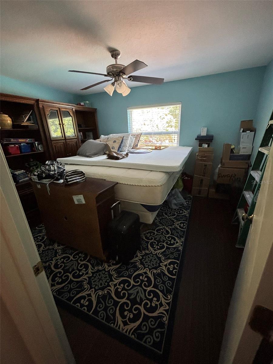 Image 14 of 39 For 6527 40th Avenue N