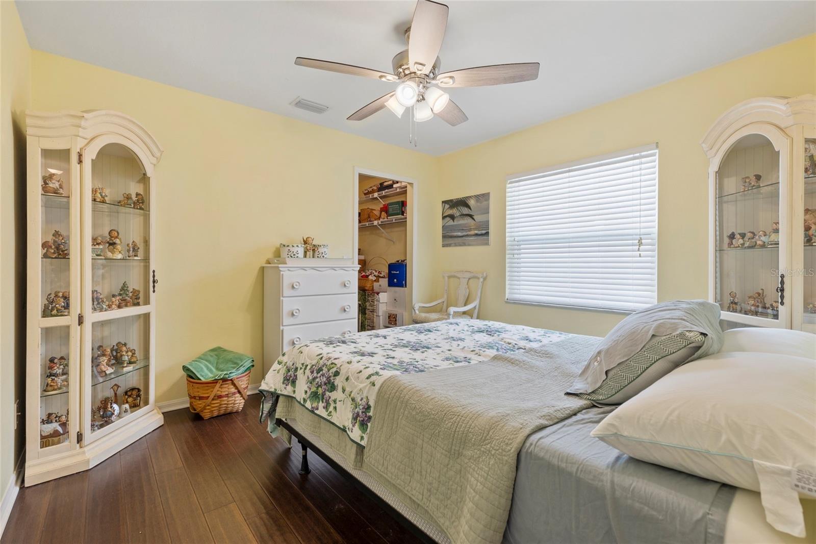 Image 25 of 39 For 6527 40th Avenue N