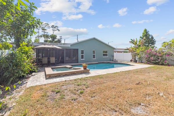 Image 37 of 39 For 6527 40th Avenue N