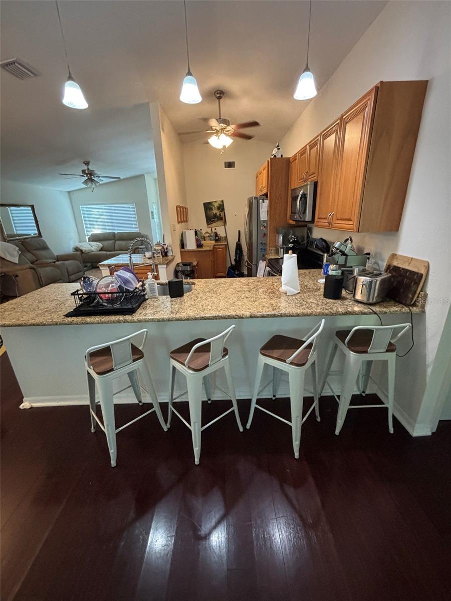 Image 4 of 39 For 6527 40th Avenue N