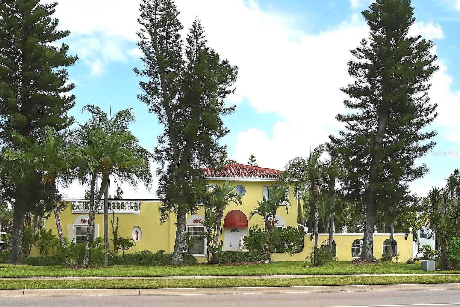 Details for 305 Gulf Blvd, BELLEAIR BEACH, FL 33786