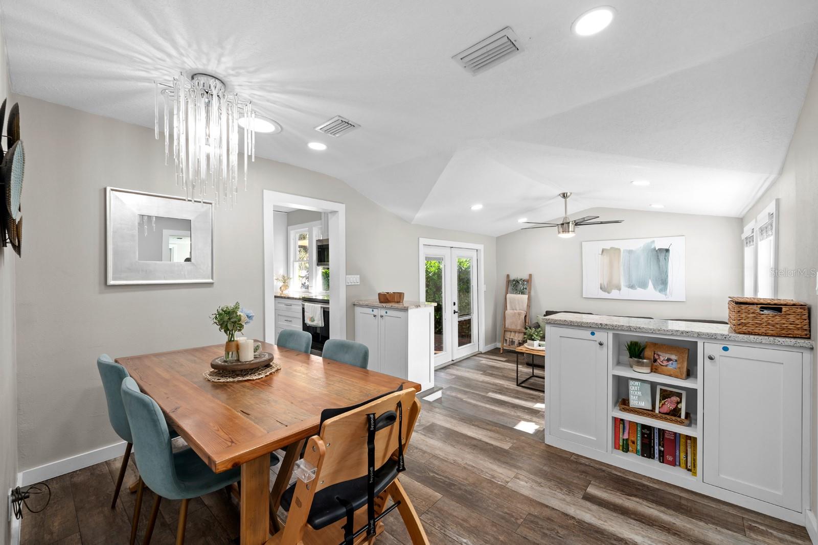 Image 13 of 26 For 3526 4th Avenue N