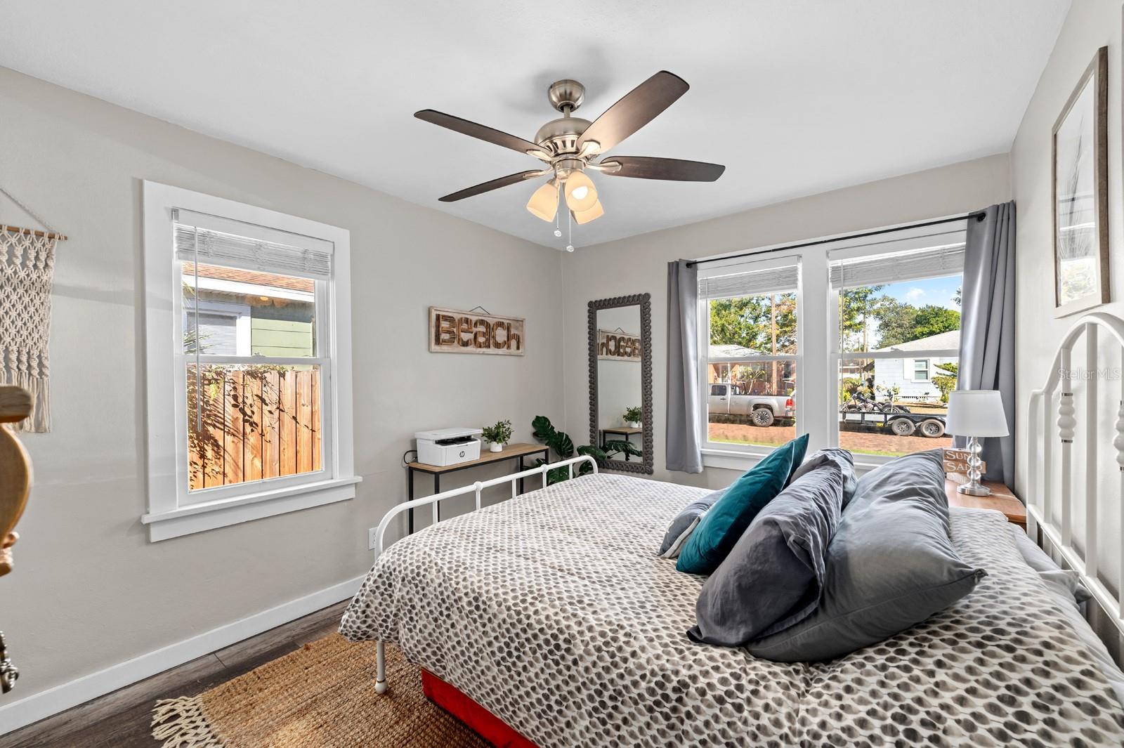 Image 6 of 26 For 3526 4th Avenue N