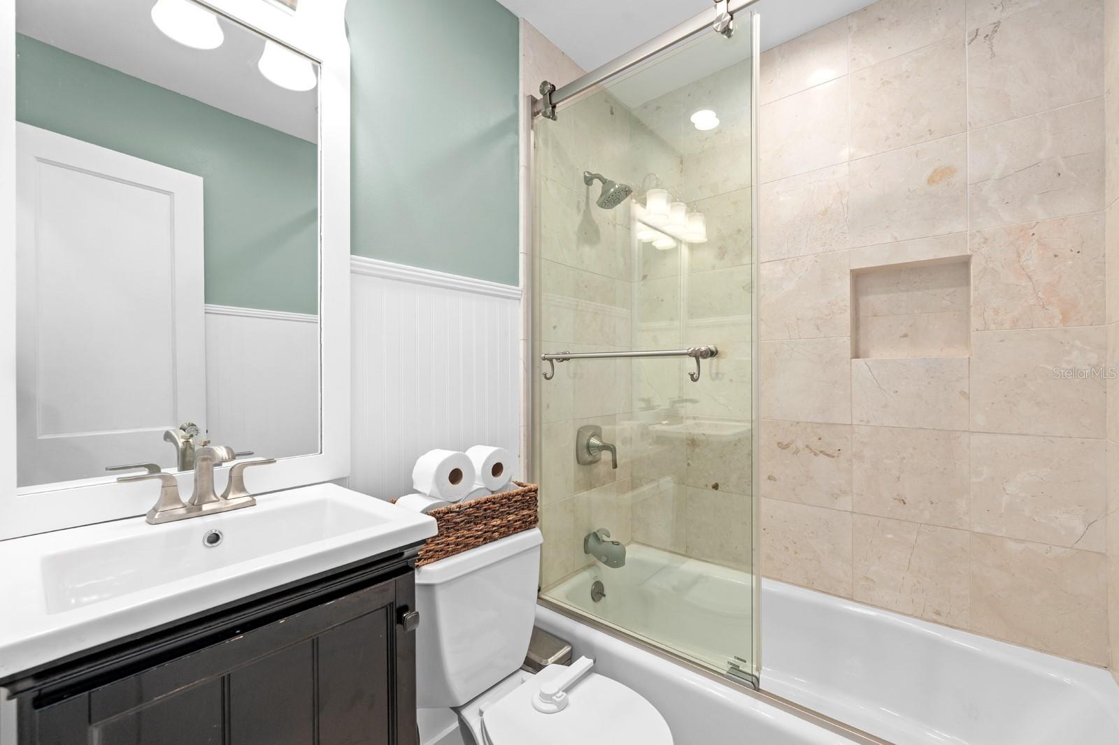 Image 7 of 26 For 3526 4th Avenue N