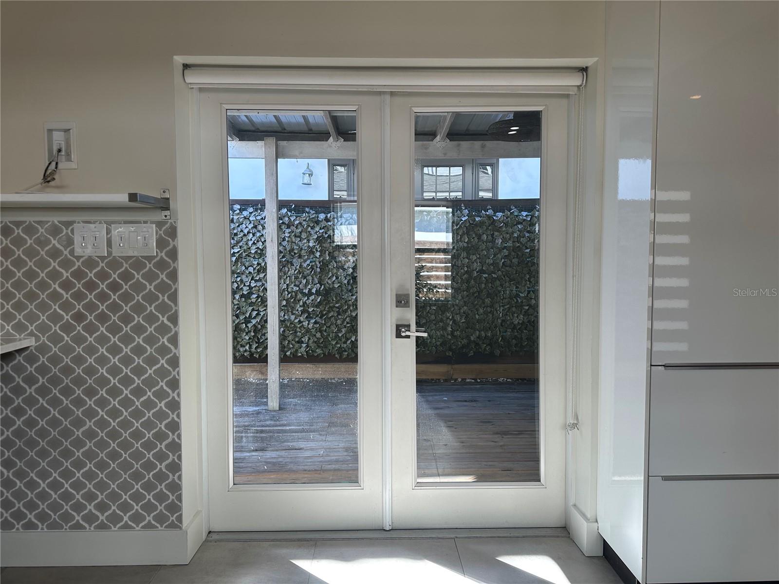 Image 9 of 22 For 411 Albany Avenue 2