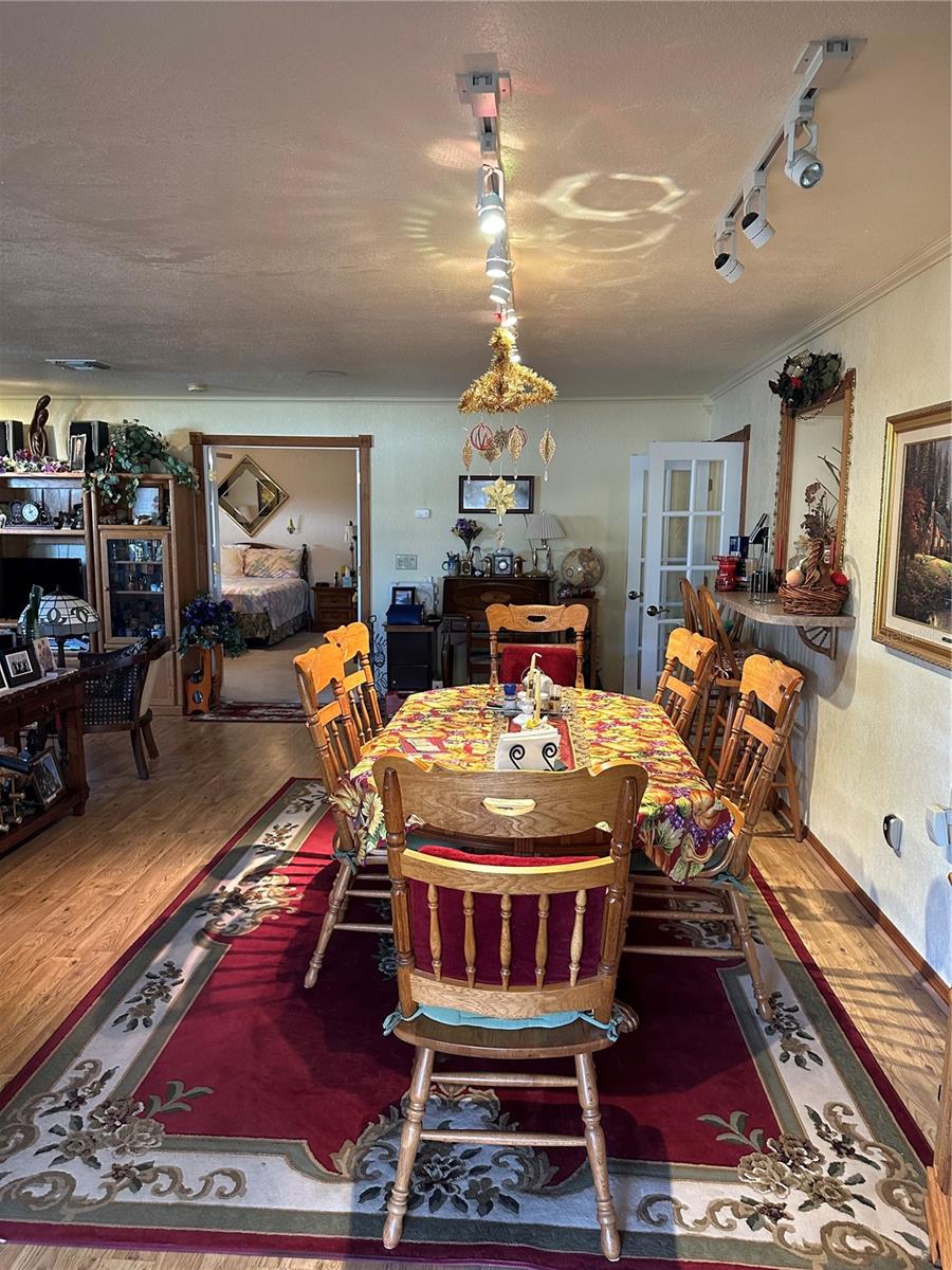 Image 15 of 45 For 6130 17th Street