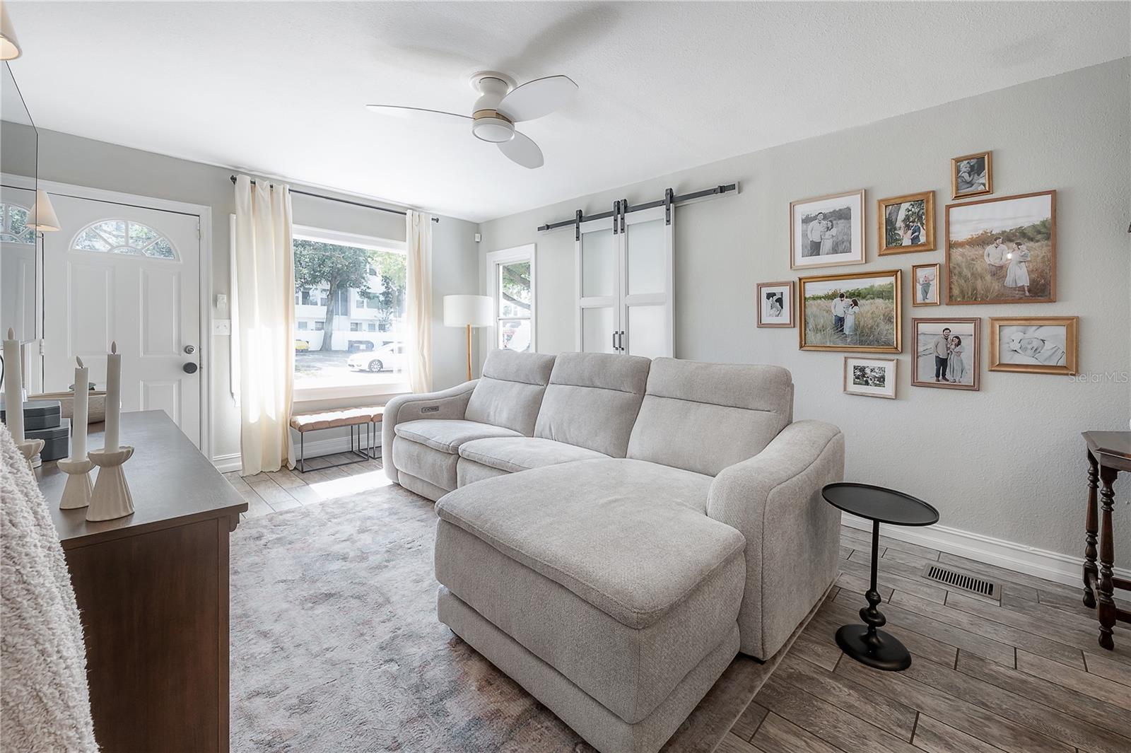 Image 7 of 43 For 904 Knollwood Street