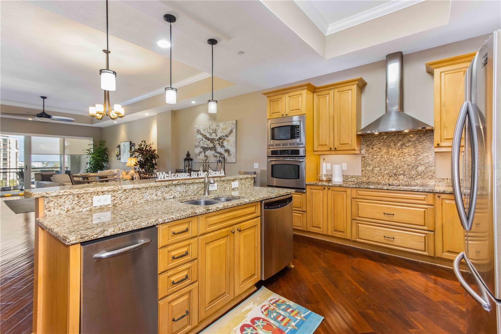 Image 17 of 50 For 202 Windward Passage 603