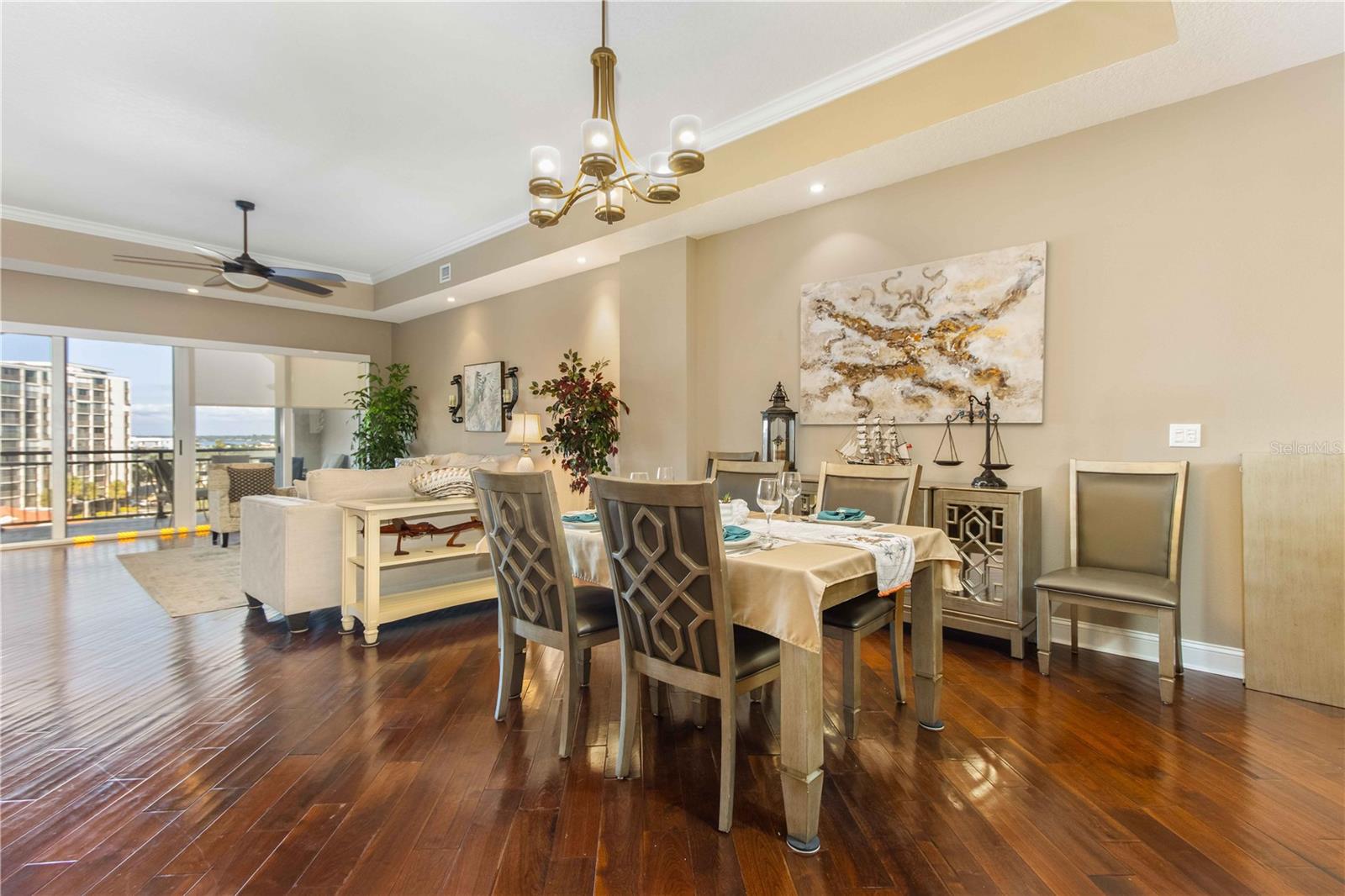 Image 21 of 50 For 202 Windward Passage 603