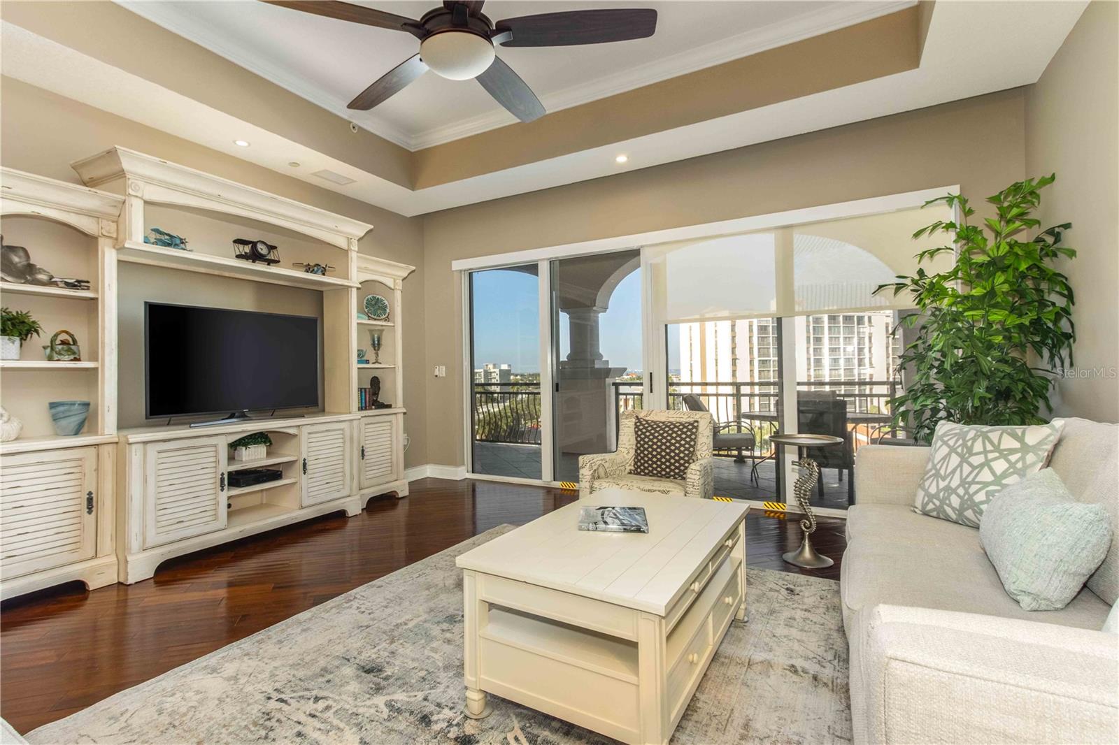 Image 22 of 50 For 202 Windward Passage 603