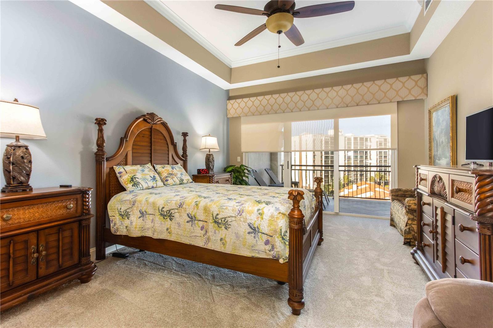 Image 25 of 50 For 202 Windward Passage 603