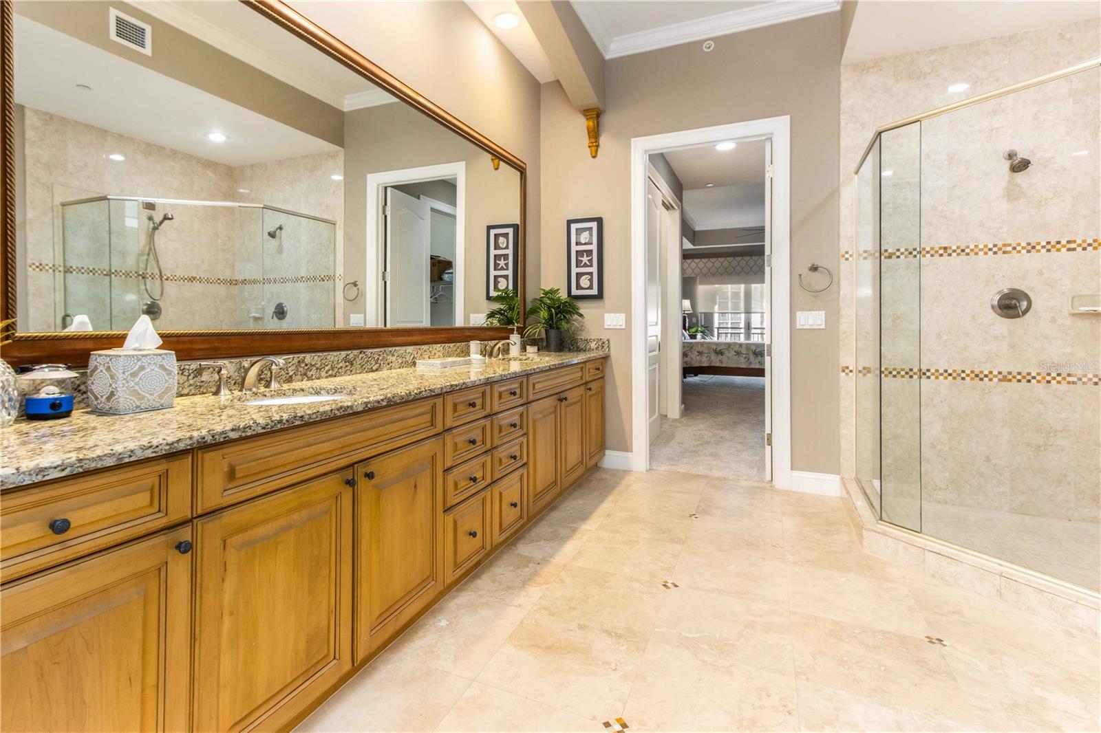 Image 29 of 50 For 202 Windward Passage 603