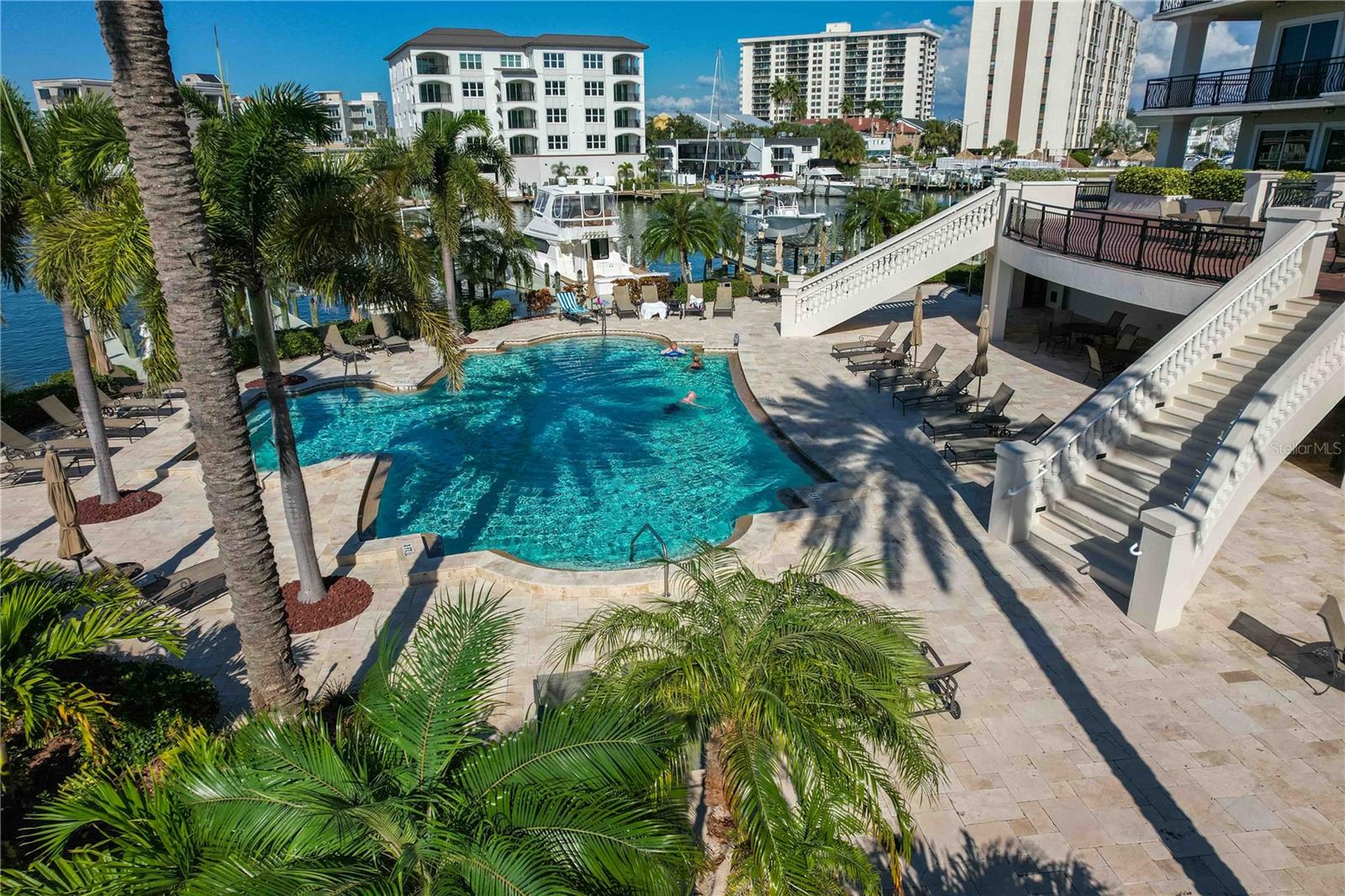 Image 35 of 50 For 202 Windward Passage 603