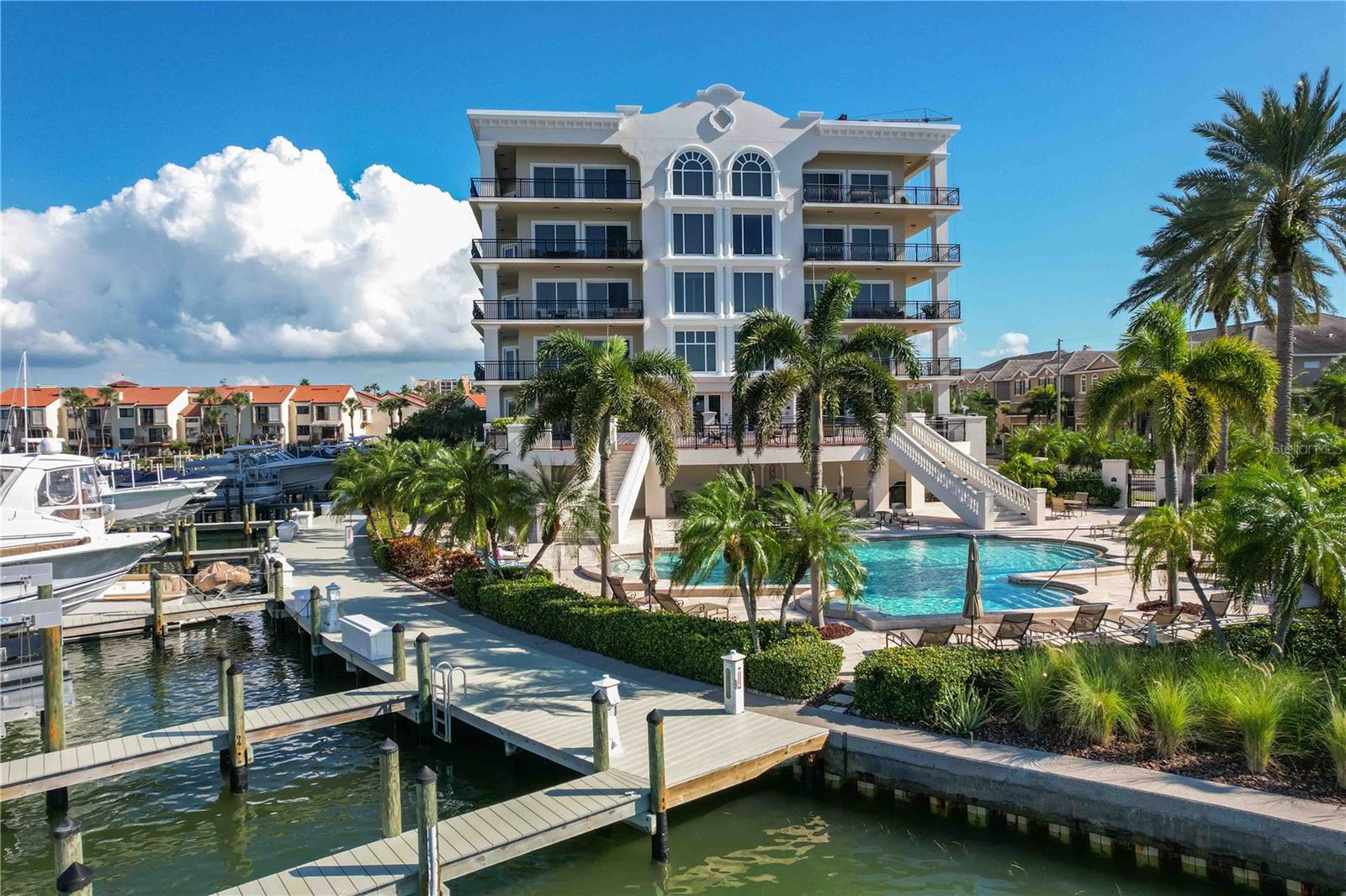 Image 37 of 50 For 202 Windward Passage 603