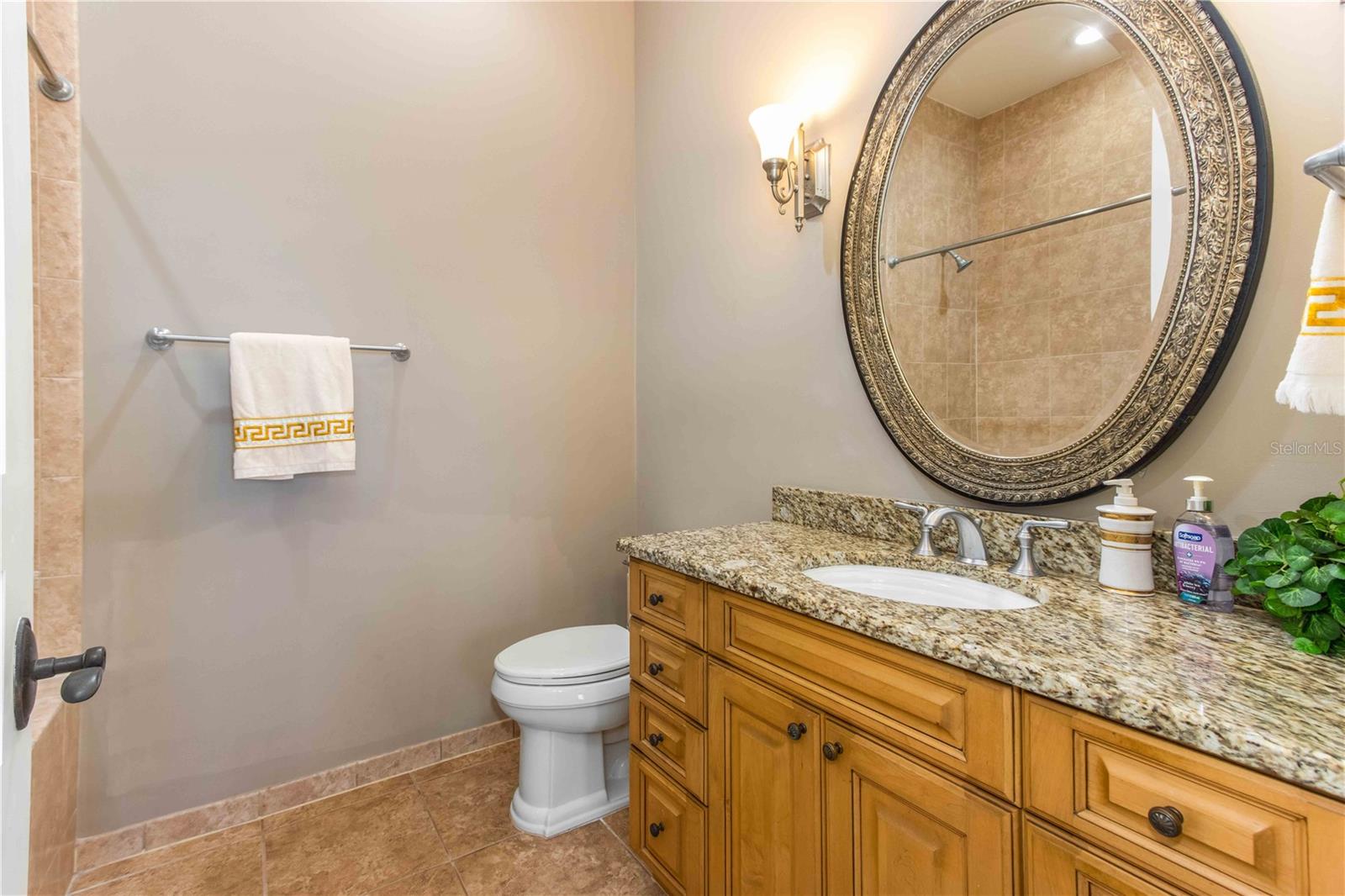 Image 8 of 50 For 202 Windward Passage 603