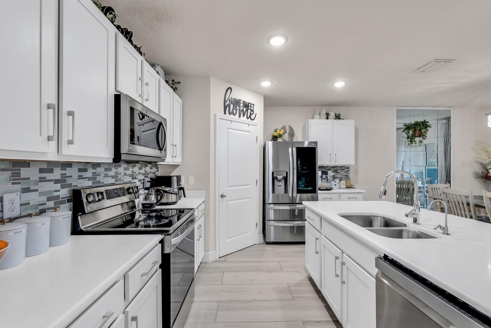 Image 8 of 43 For 2610 Garden Plum Place