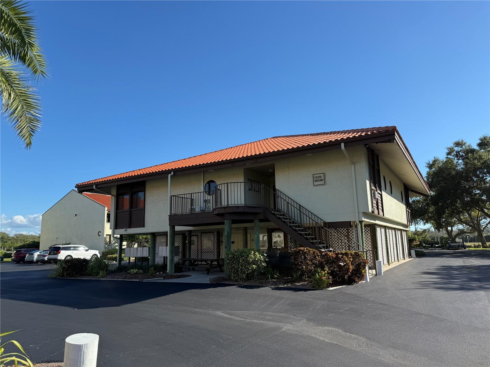 Image 19 of 20 For 1515 Pinellas Bayway S 42