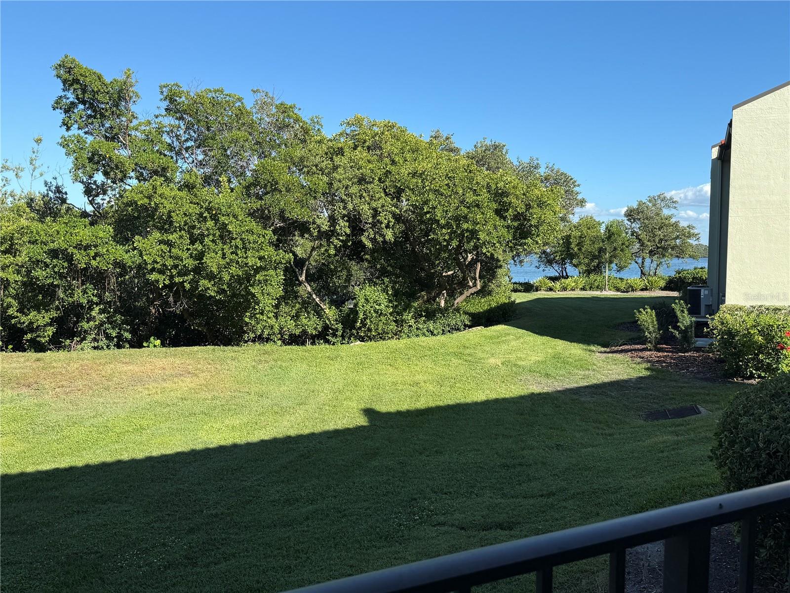 Image 2 of 20 For 1515 Pinellas Bayway S 42