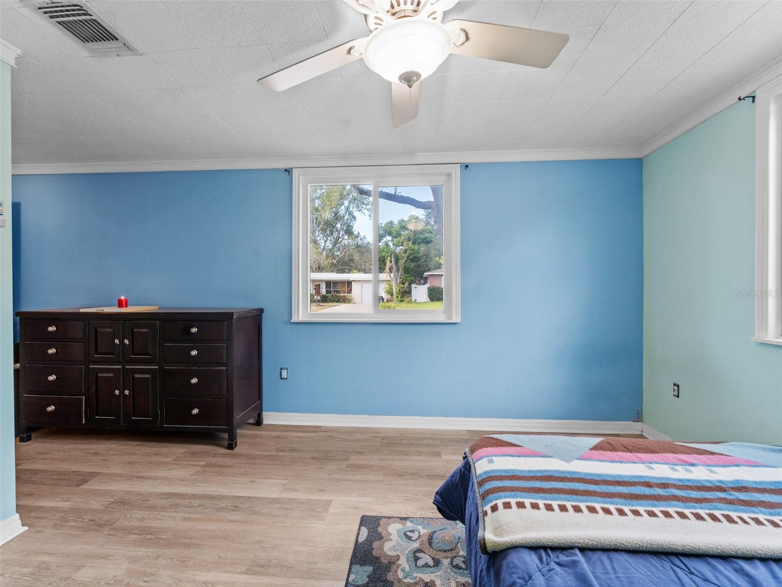 Image 12 of 41 For 6349 10th Avenue S