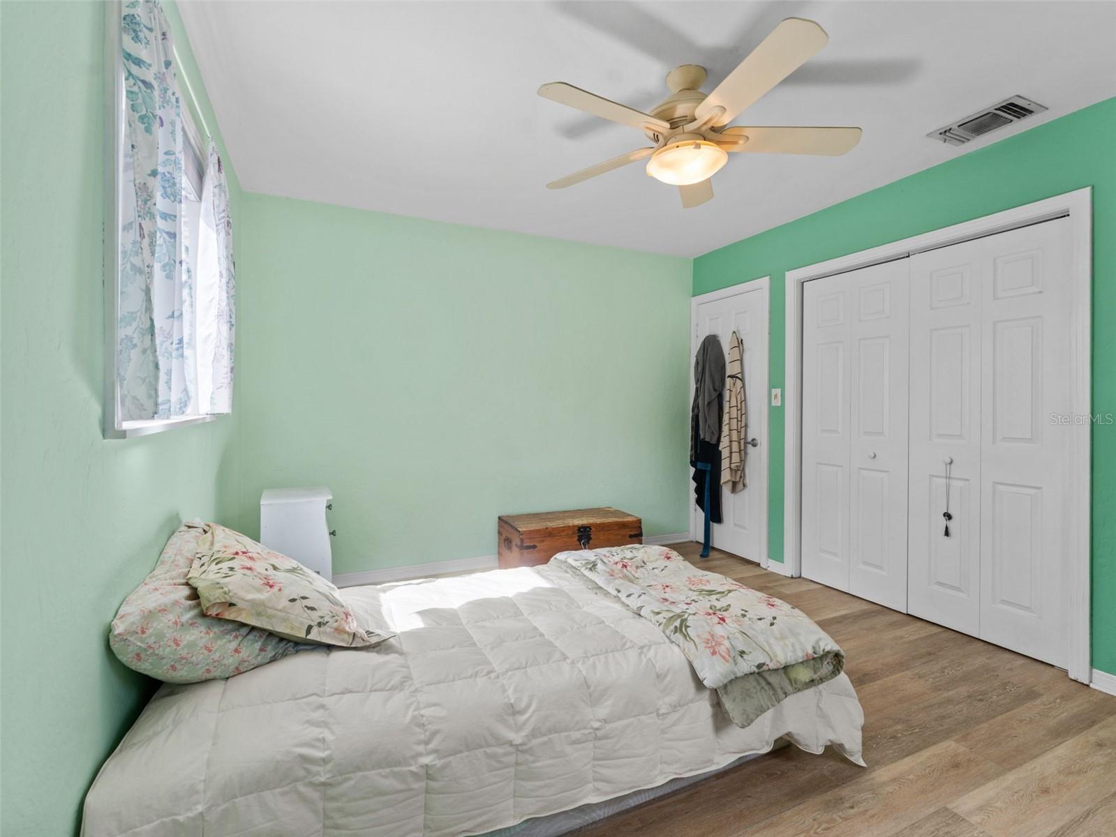 Image 16 of 41 For 6349 10th Avenue S