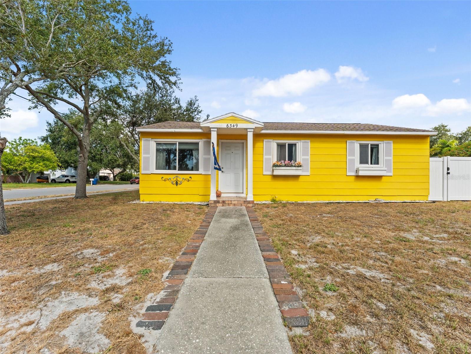 Image 4 of 41 For 6349 10th Avenue S