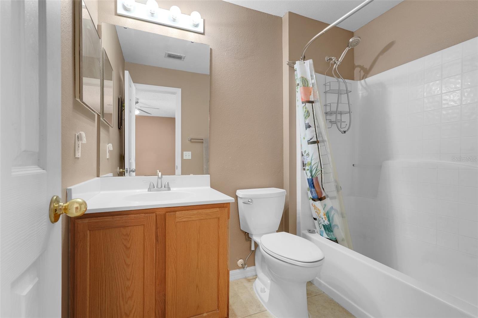 Image 22 of 31 For 777 Penlon Court