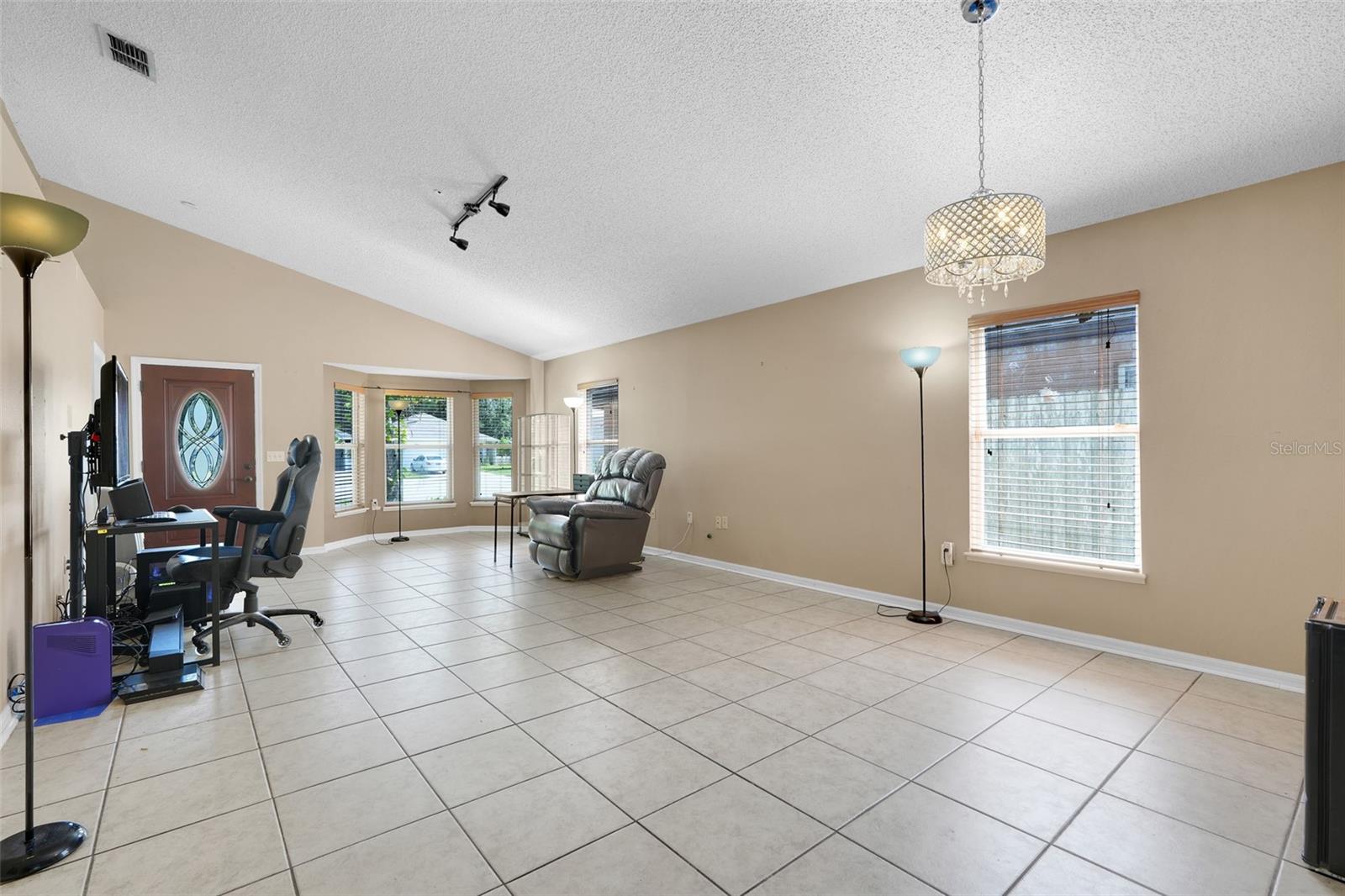 Image 9 of 31 For 777 Penlon Court