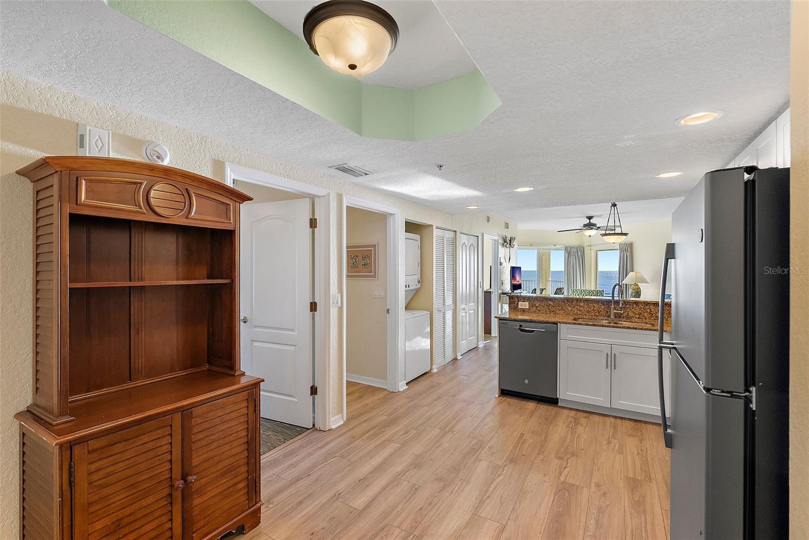 Image 15 of 36 For 12000 Gulf Boulevard 501-w