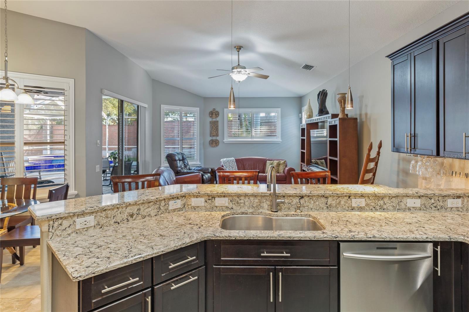 Image 16 of 45 For 2356 Messenger Circle