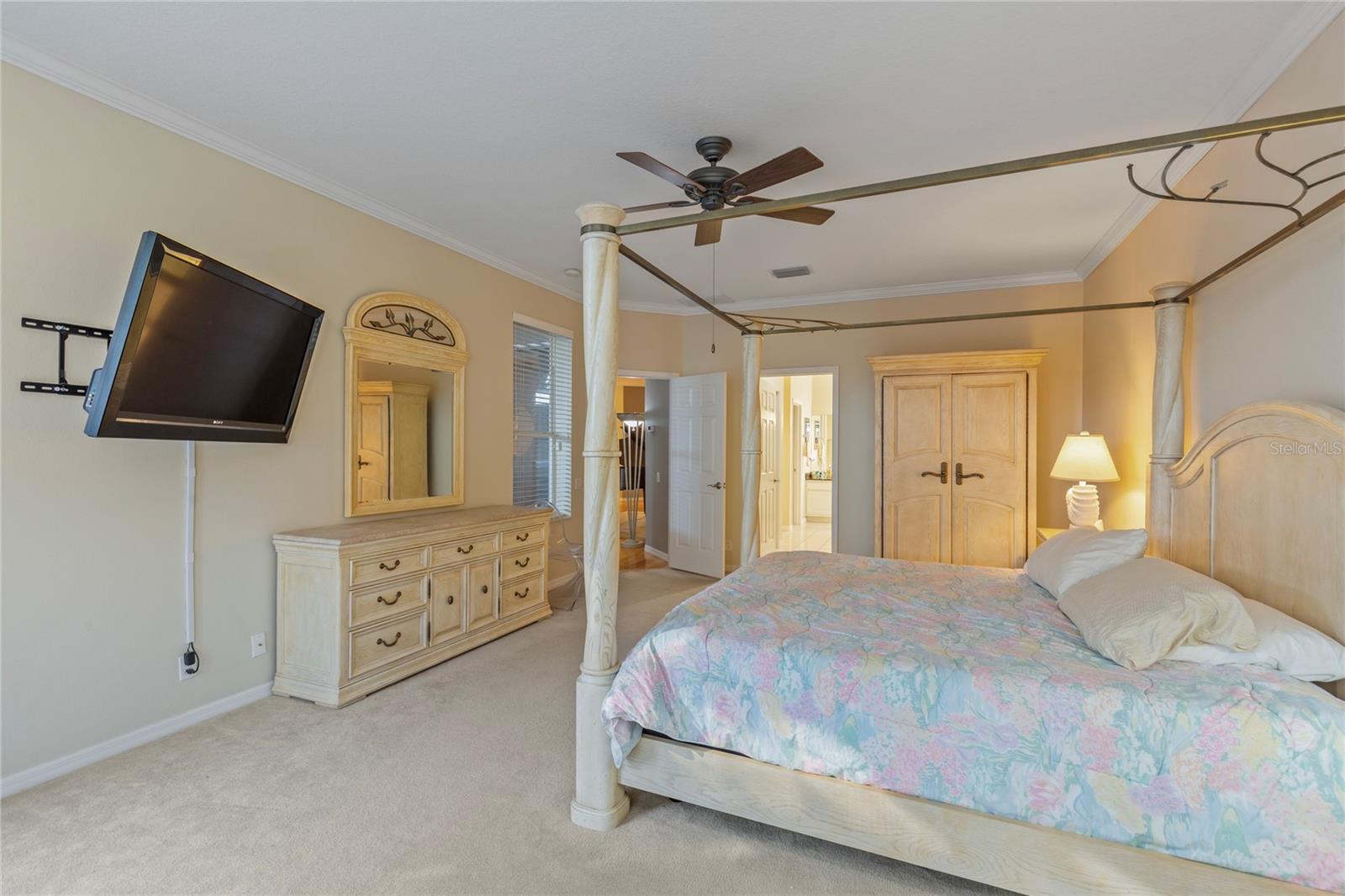 Image 25 of 45 For 2356 Messenger Circle