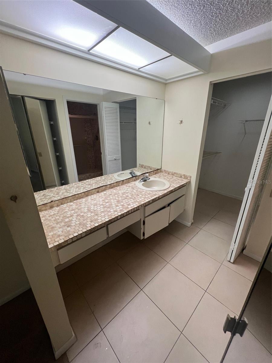 Image 8 of 19 For 1709 Lake Cypress Drive