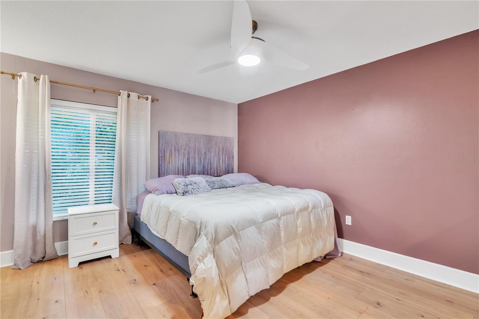 Image 17 of 37 For 615 Fairmont Avenue C