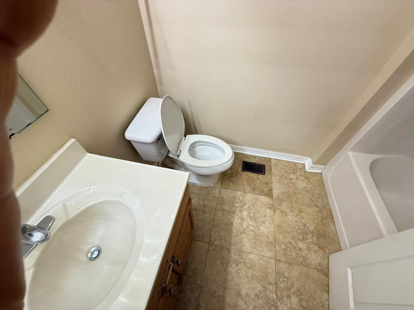 Image 14 of 22 For 4652 Ashburn Square Drive