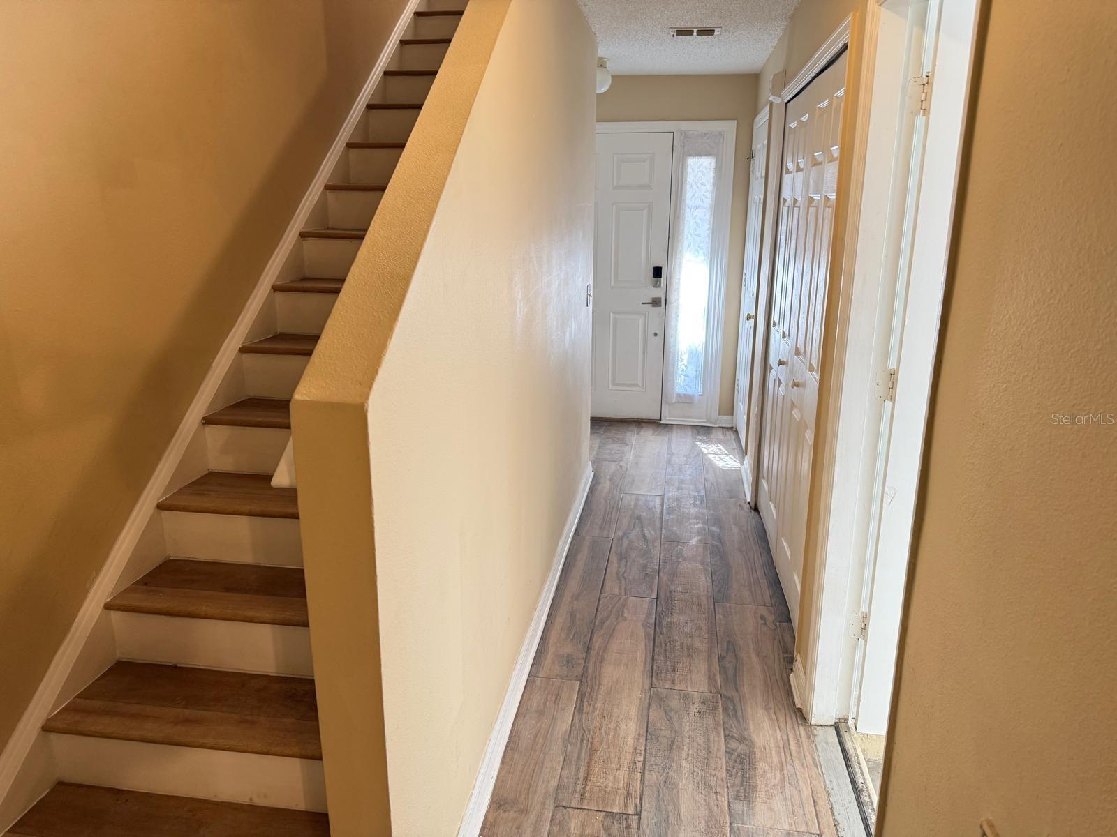 Image 16 of 22 For 4652 Ashburn Square Drive