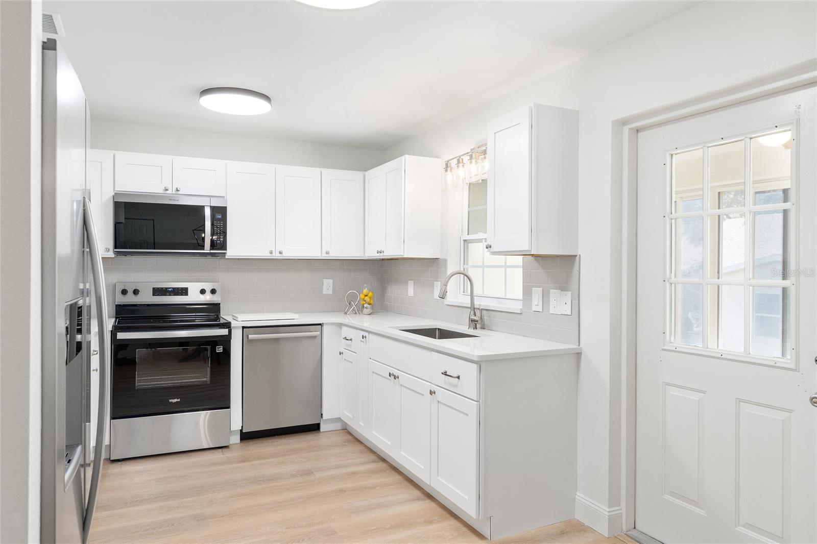 Image 22 of 41 For 8470 92nd Lane F