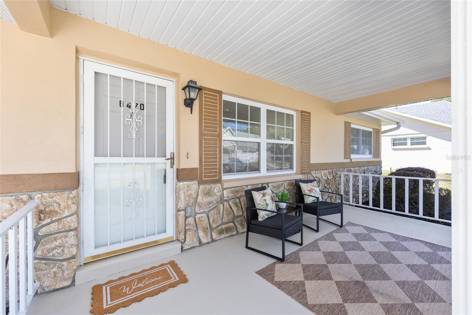 Image 4 of 41 For 8470 92nd Lane F