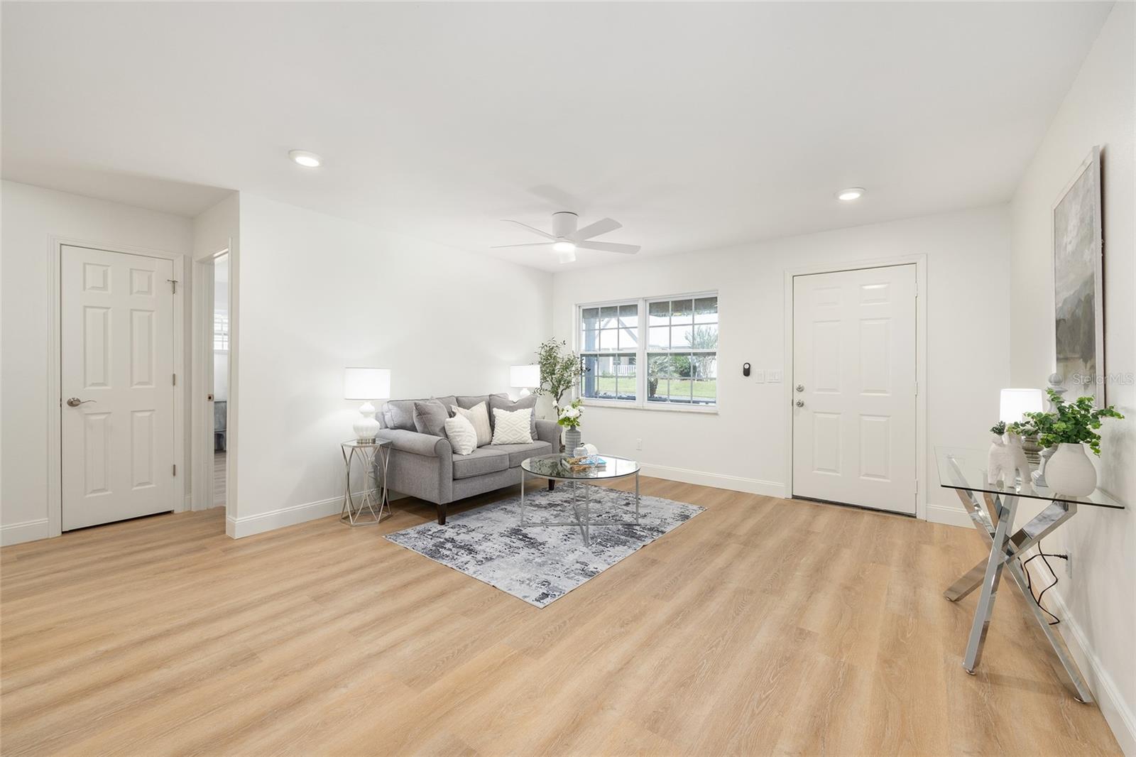 Image 9 of 41 For 8470 92nd Lane F