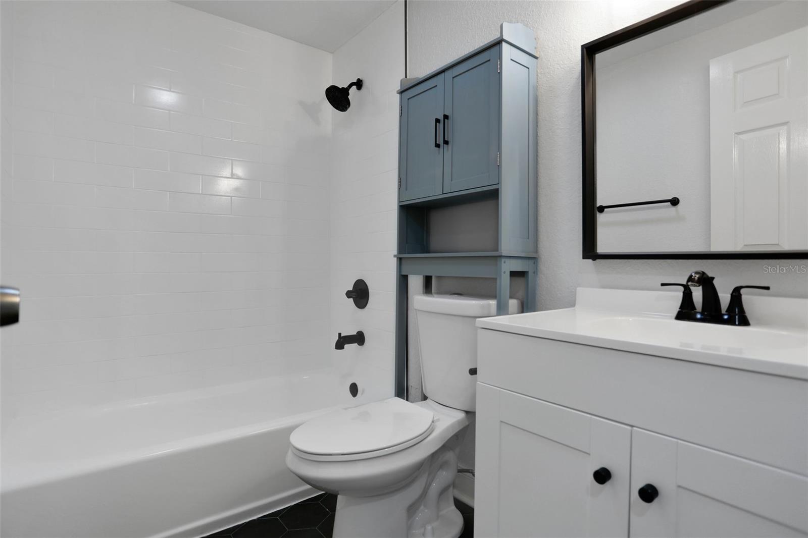 Image 12 of 29 For 1705 Chelsea Street