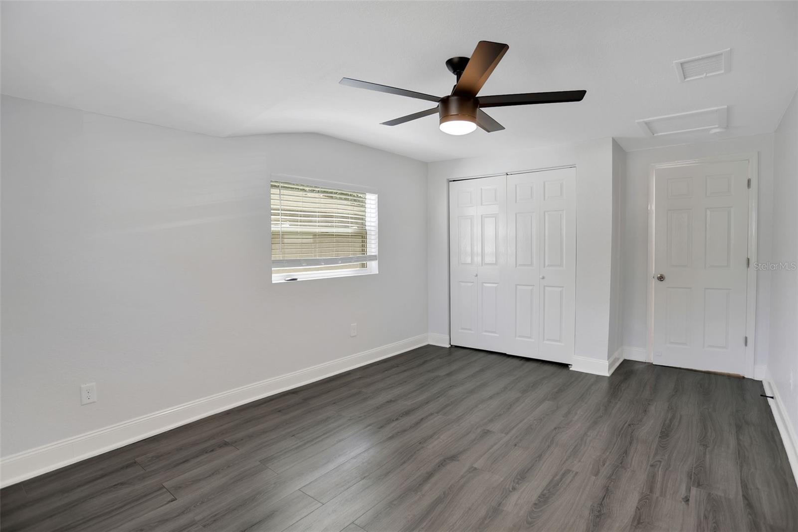 Image 19 of 29 For 1705 Chelsea Street