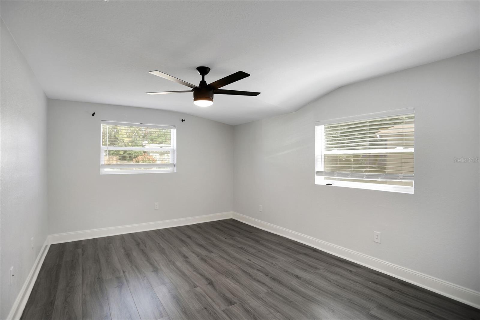 Image 20 of 29 For 1705 Chelsea Street