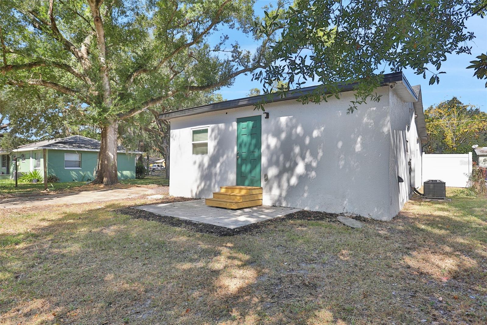 Image 22 of 29 For 1705 Chelsea Street