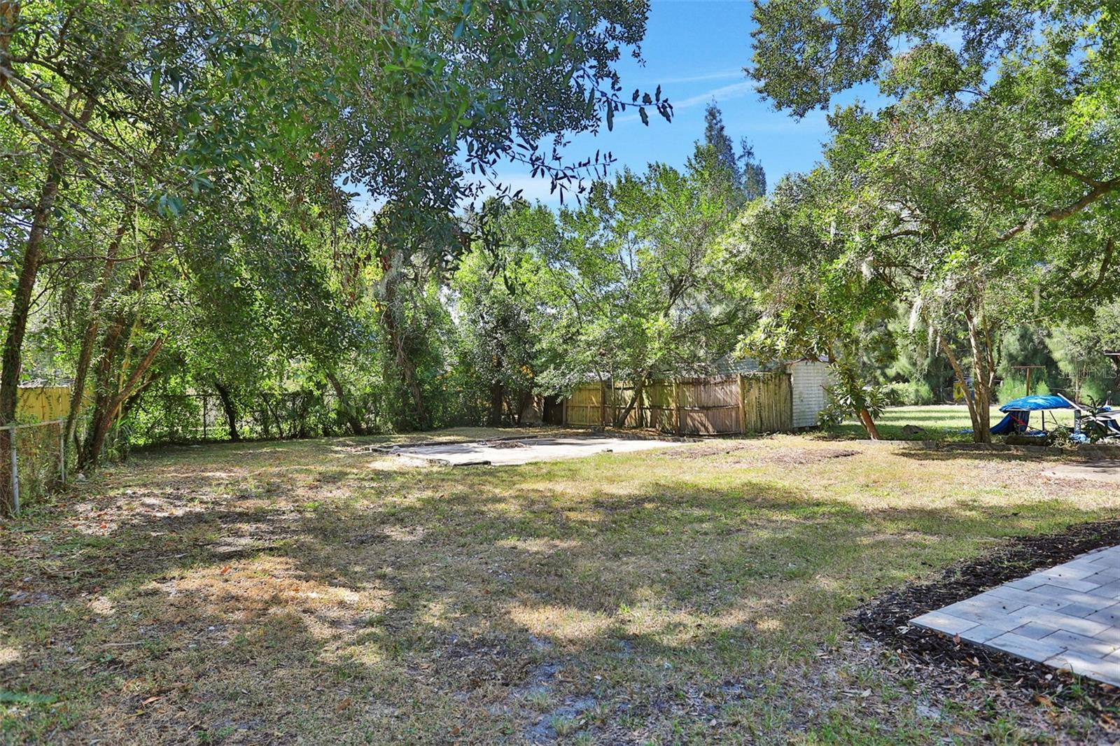 Image 23 of 29 For 1705 Chelsea Street