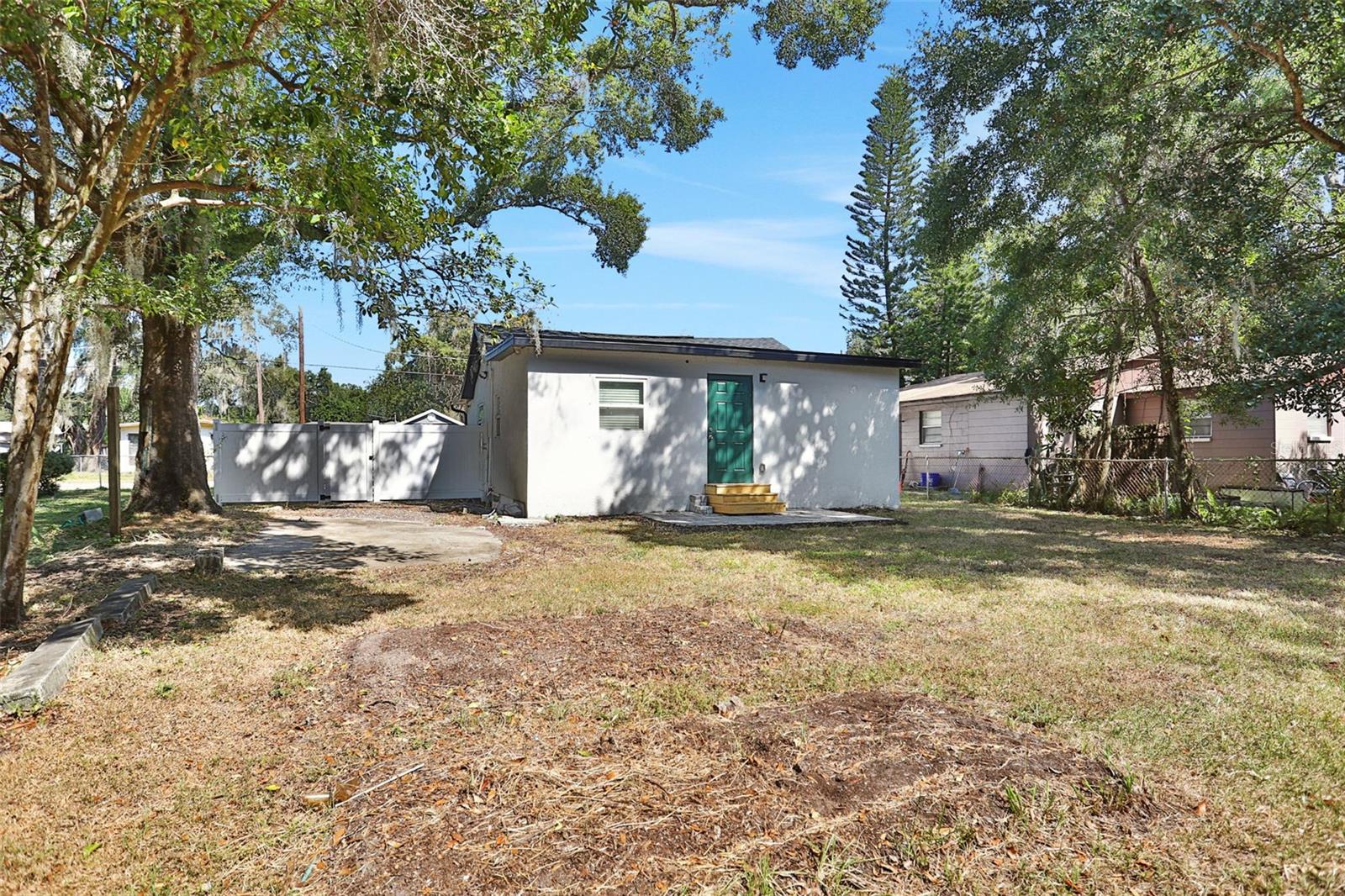 Image 24 of 29 For 1705 Chelsea Street