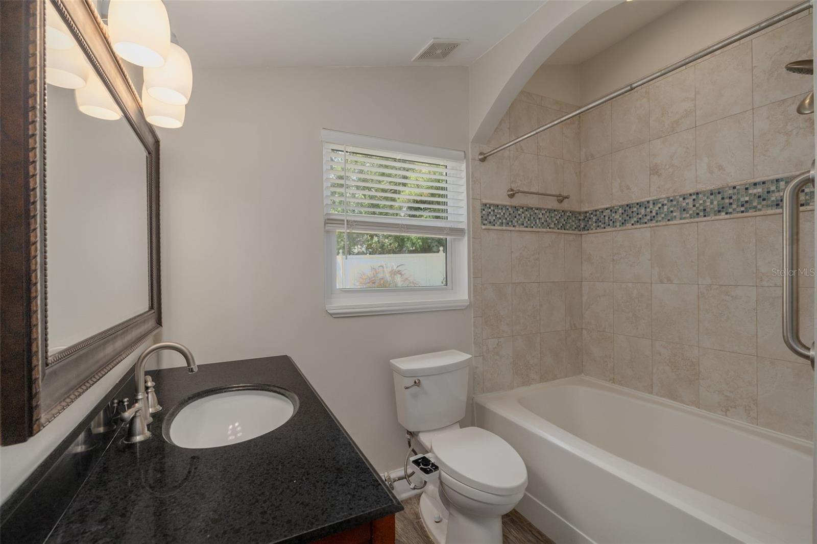 Image 14 of 33 For 941 65th Street S