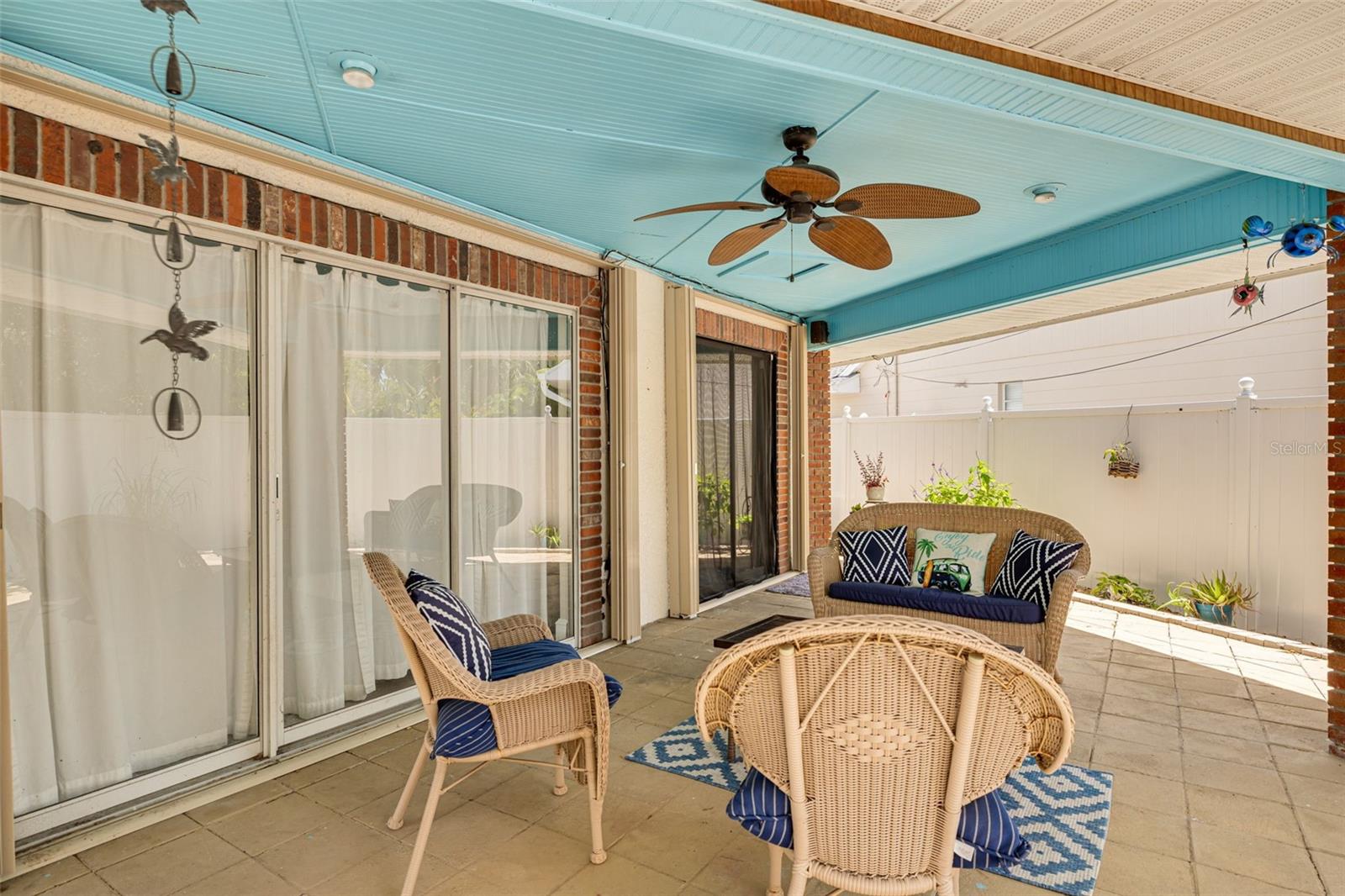 Image 26 of 33 For 941 65th Street S