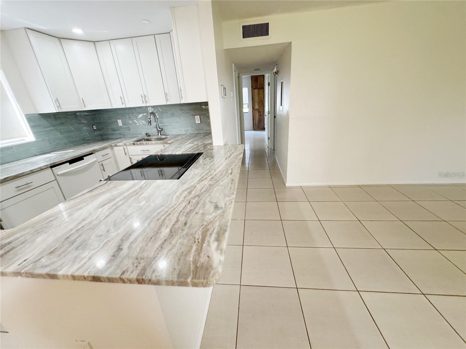 Image 12 of 31 For 3300 Fox Chase Circle N 229