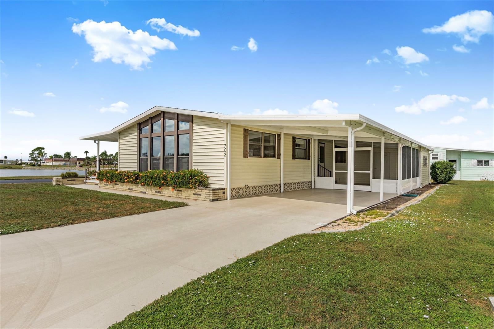 Image 2 of 75 For 702 Del Luna Drive