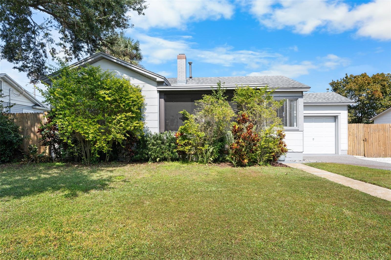 Image 21 of 36 For 1535 35th Avenue N