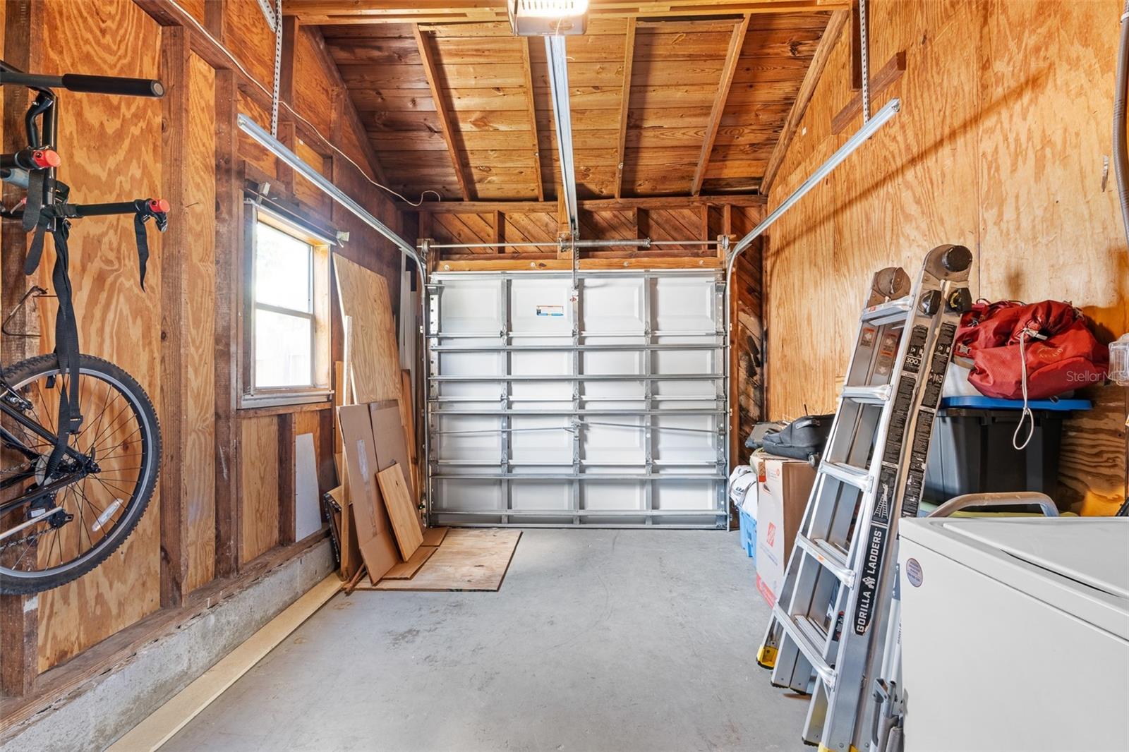 Image 30 of 36 For 1535 35th Avenue N