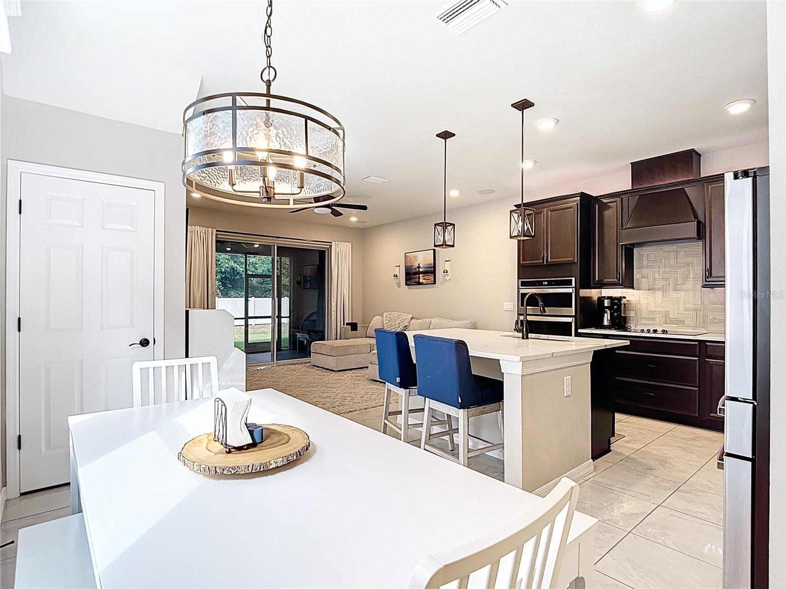 Image 10 of 61 For 2881 Grand Kemerton Place